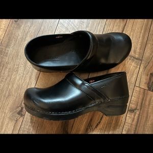 Sanita Black Danish Clogs